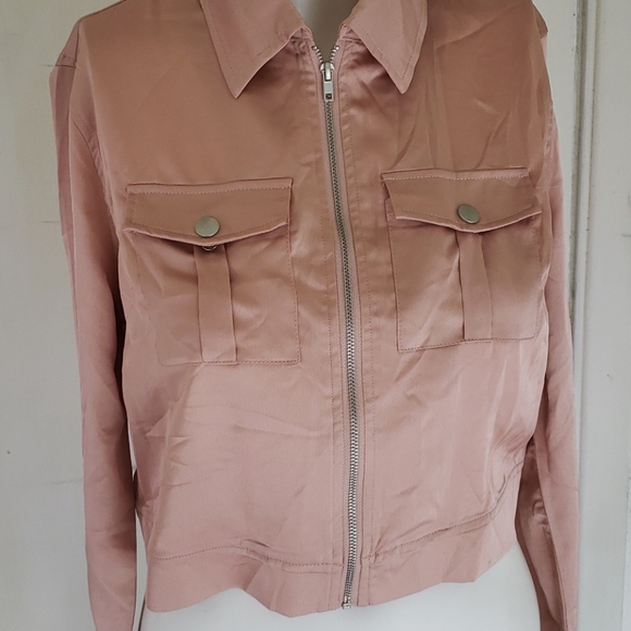 MaterialGirl Cropped Jacket pink Satin Jacket - Picture 4 of 7